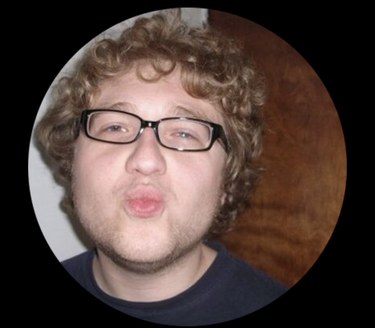 𝐁𝐨𝐛𝐛𝐲 𝐃𝐢𝐞𝐬𝐞𝐥 tweet media