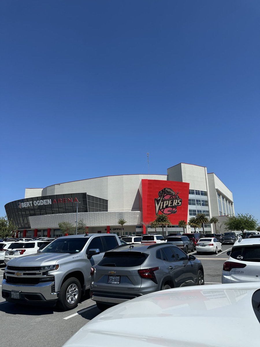 Gator Strong tweet media