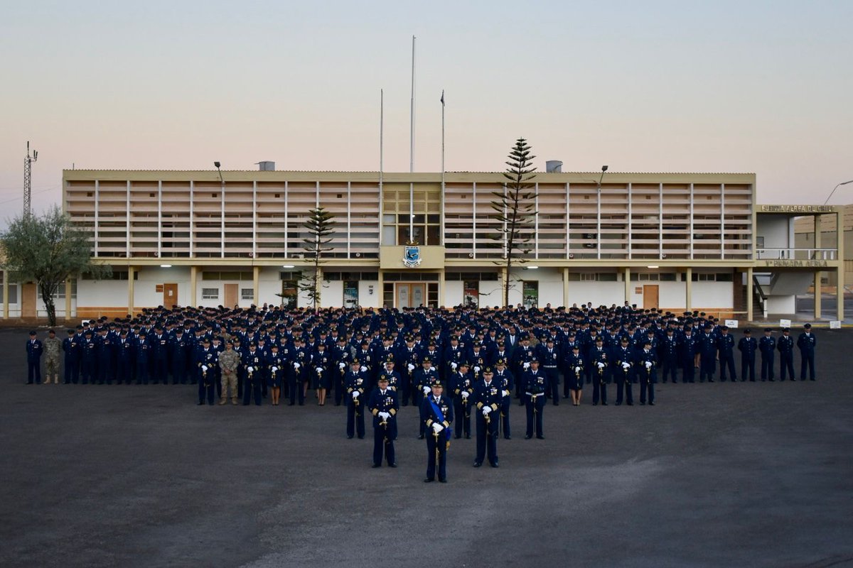 Fuerza Aérea de Chile tweet media