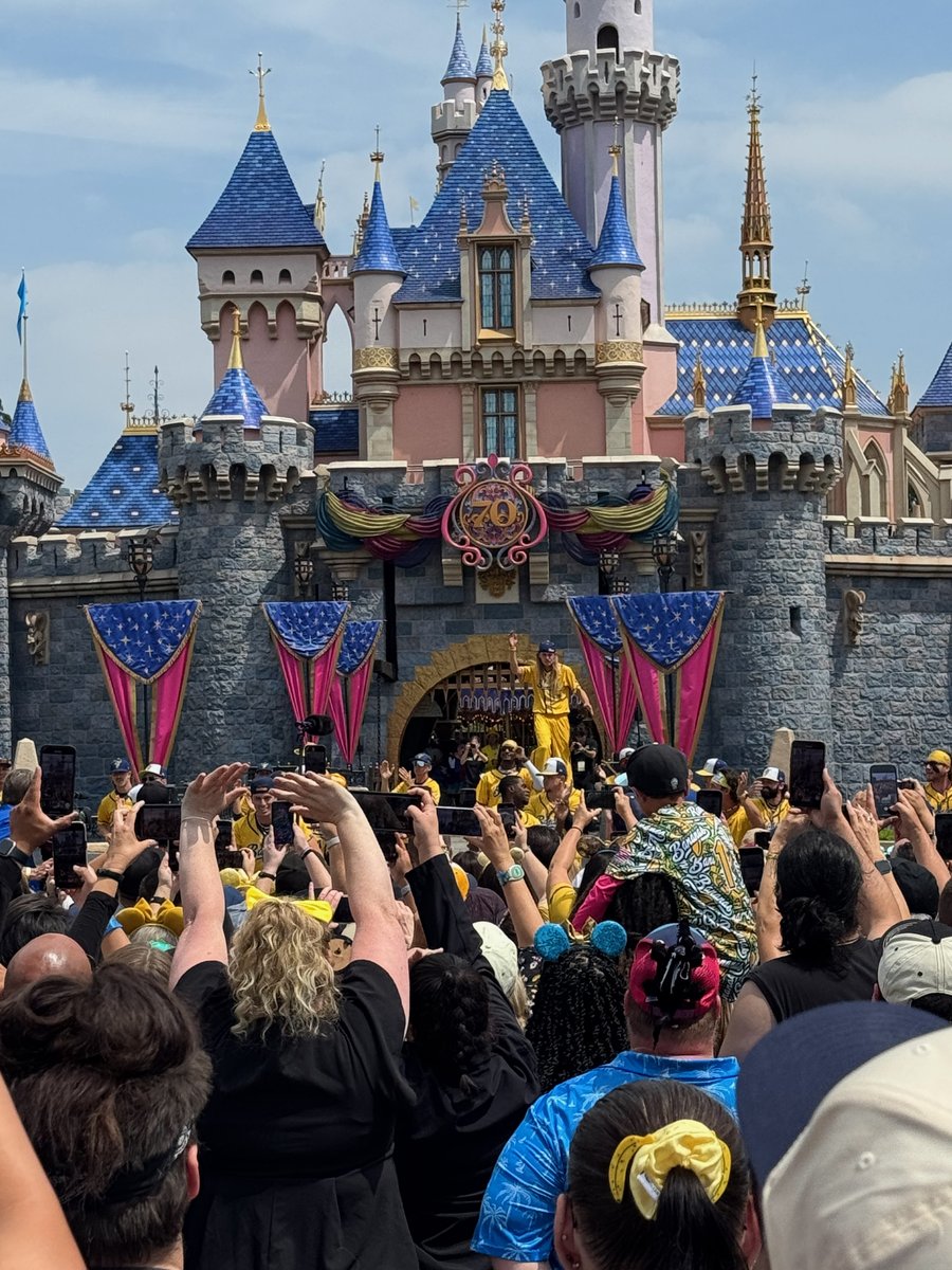 MousePlanet tweet media