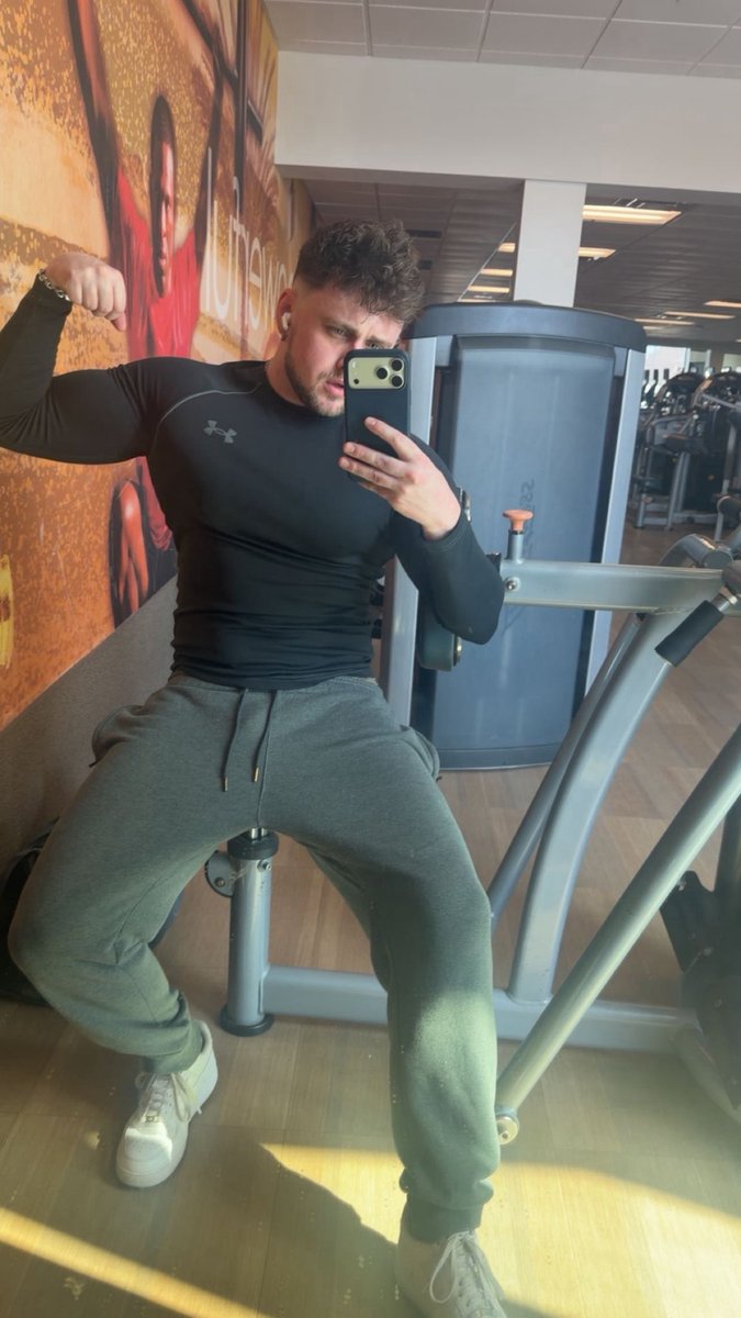 nixcklm2's tweet photo. don't even think about liking this unless you want me top you ... https://t.co/PyoOUn5egZ