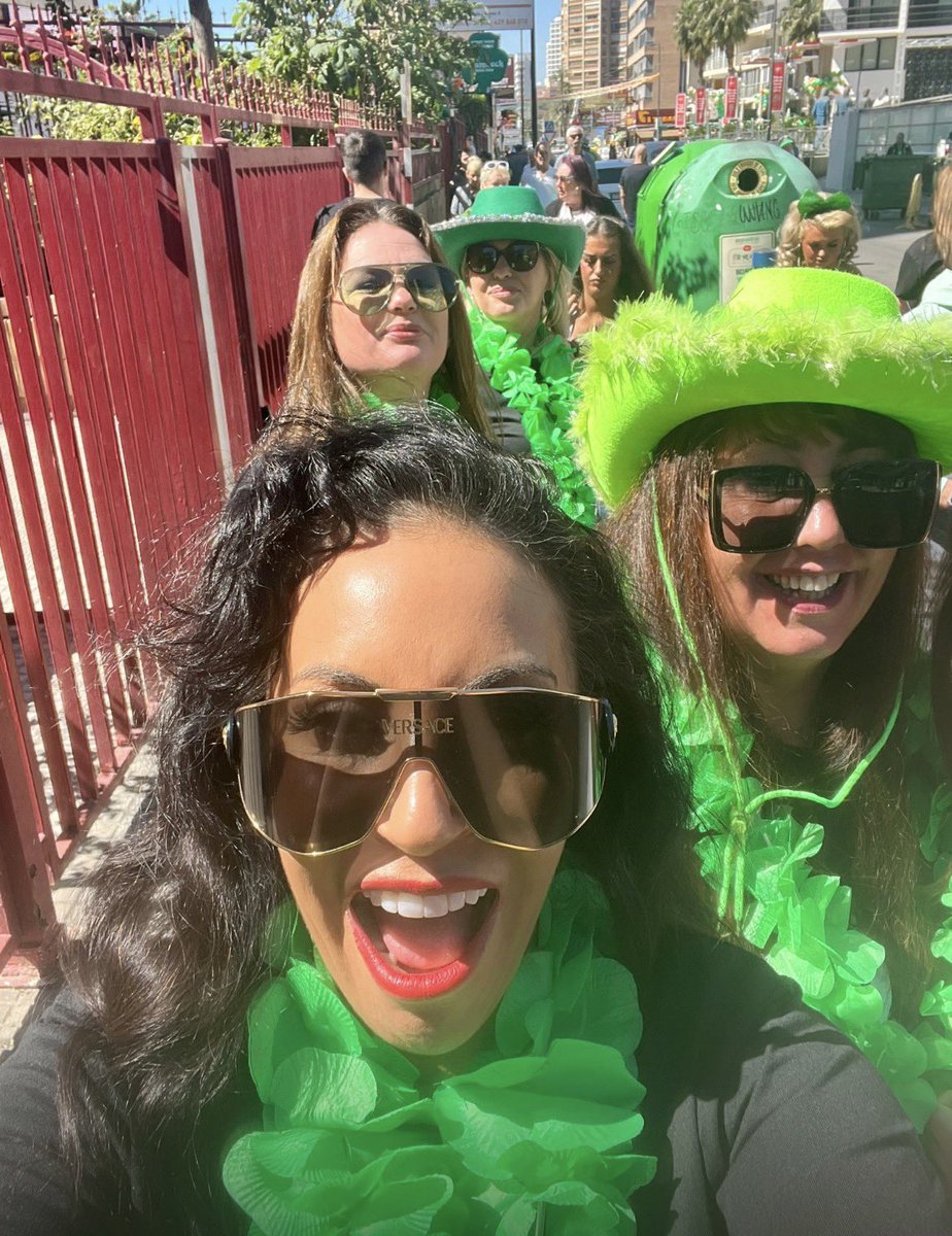 samina_monaghan's tweet image. instagram.com/reel/DWHrc_7Du…
Benidorm 🇪🇸was great 💕fun 🤩 lots of belly laughs, 🤣dancing 💃&amp;amp; girlie 💕fun in the sun ☀️ making new memories🙌🏼

Absolutely💯loved every 💚moment of it! 🍀 I Can’t wait until the next time!😜

 #stpaddysday2026🍀 #StPatricksDay #Benidorm #Spain #family