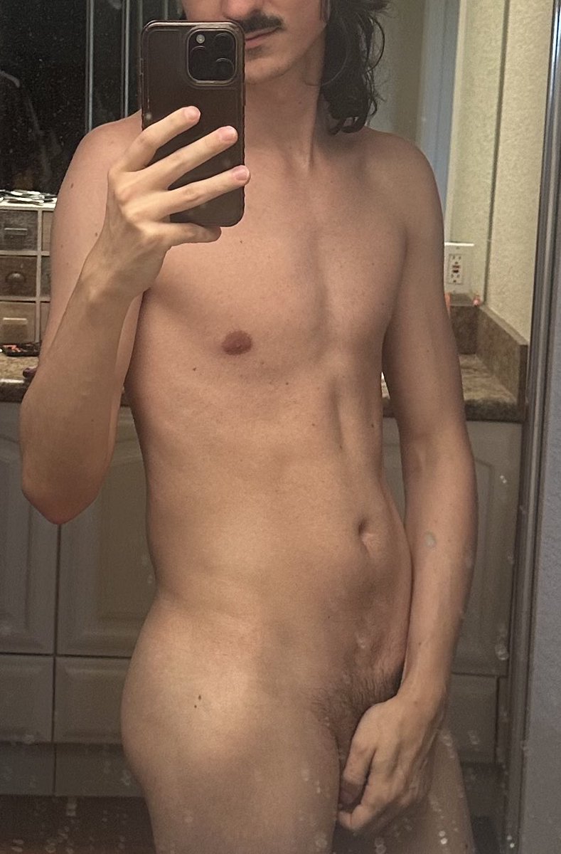 Sub Shiloh tweet media