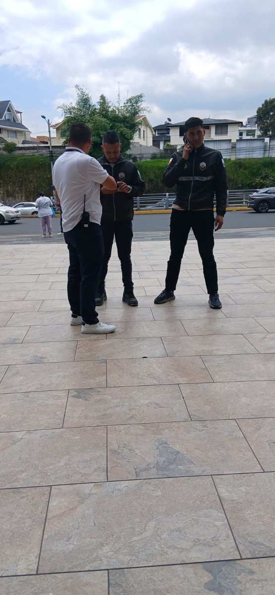  Silver Fox 🦊 tweet media