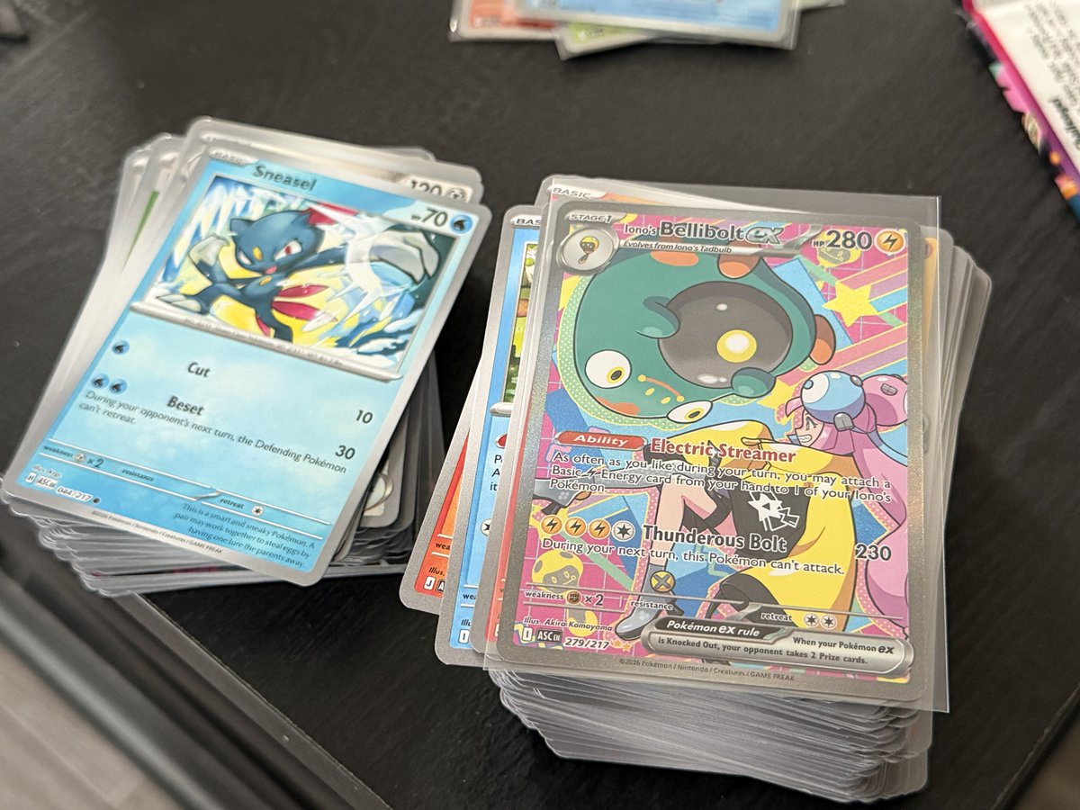 PokéTeeJay tweet media