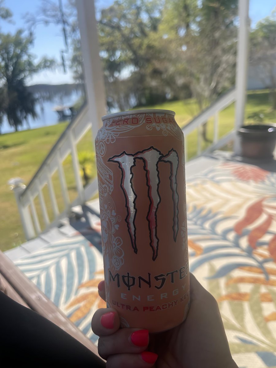 Amy Hatcher tweet media