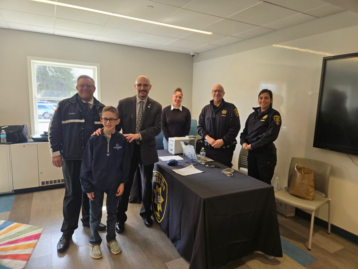 Dean Murray tweet media