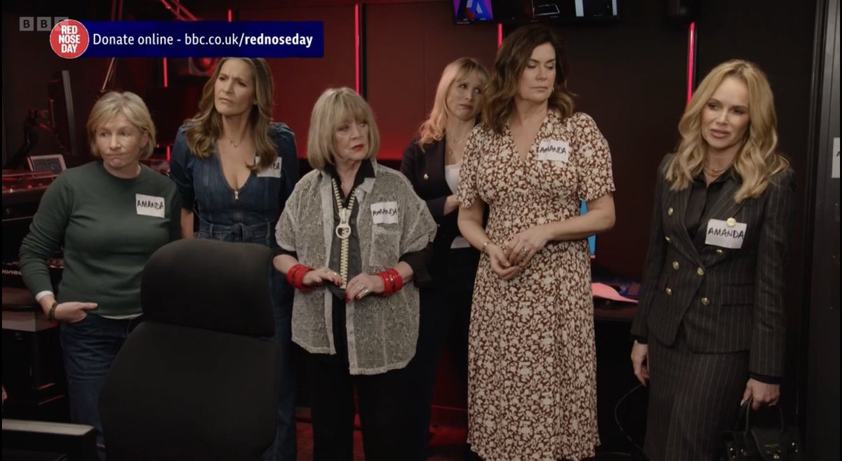 Amanda Barrie tweet media