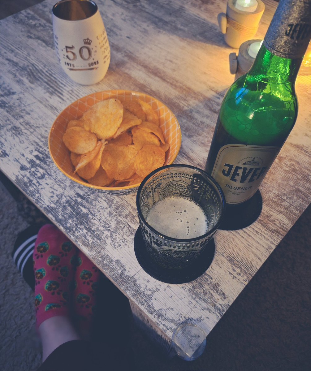 Mel Aura tweet media