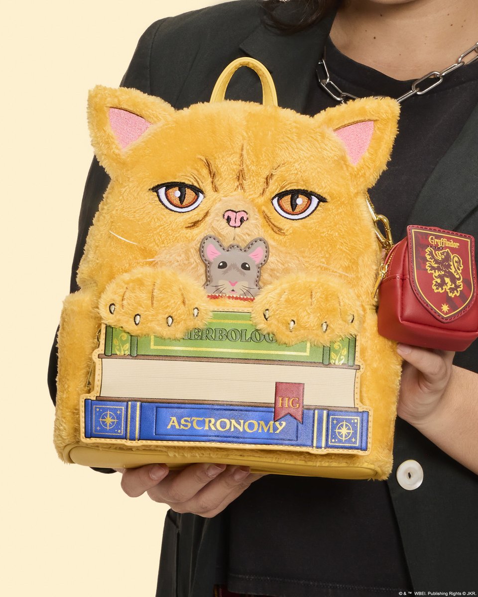 Loungefly tweet media