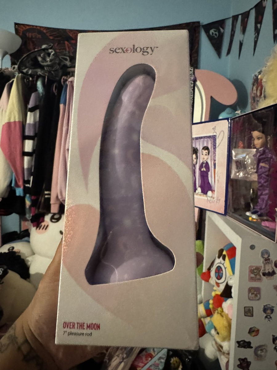 maxine ⭑.ᐟ chubby alt princess tweet media