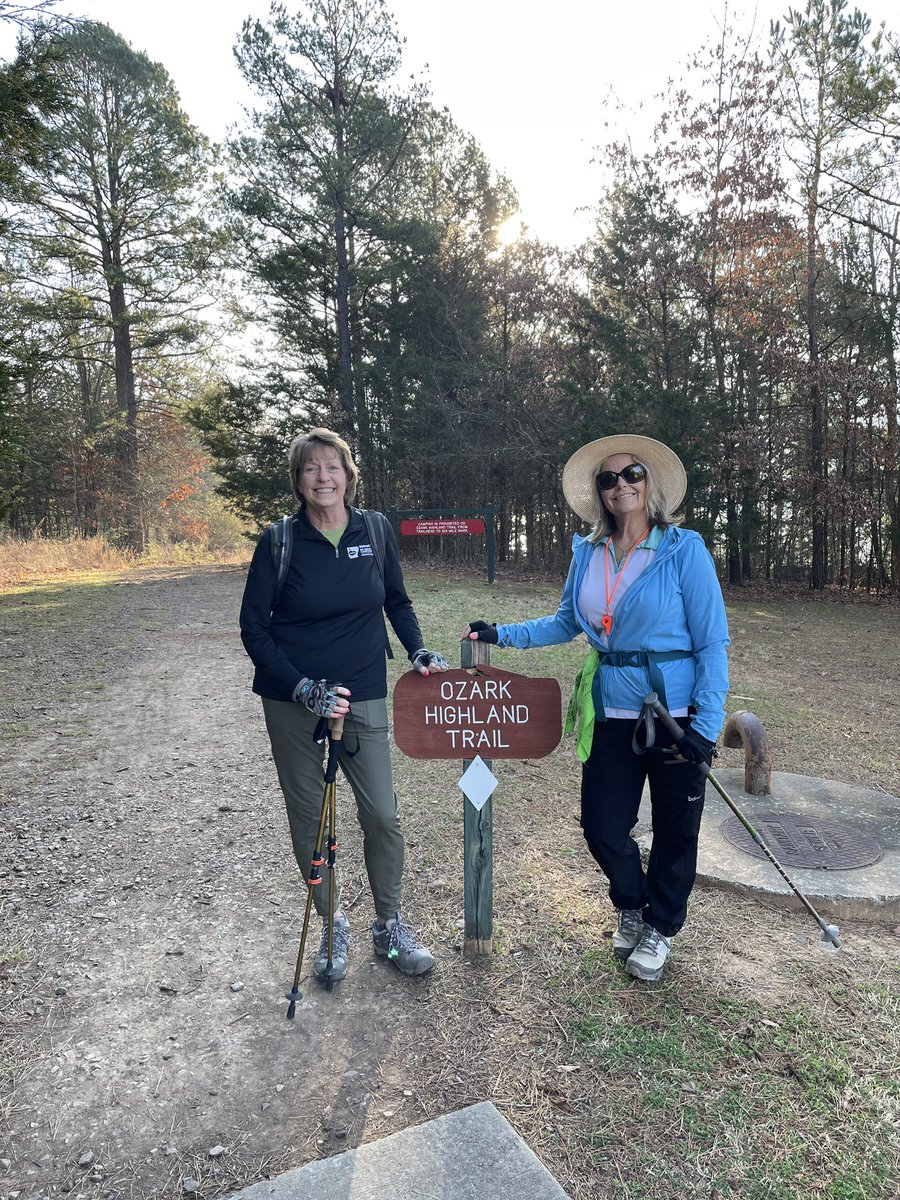 L. Cruz/outdoors is fun tweet media