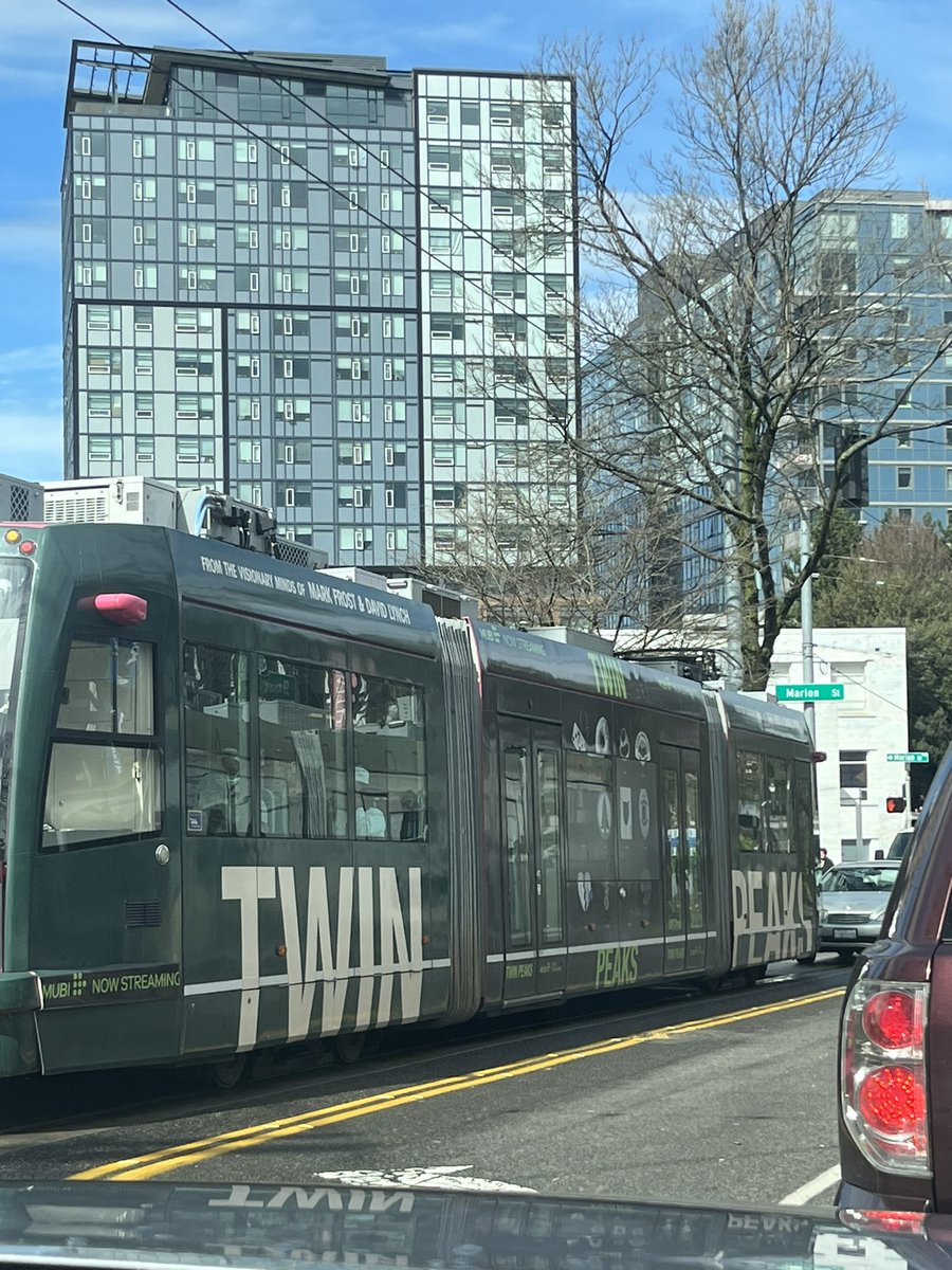 kaelyn ✰ tweet media