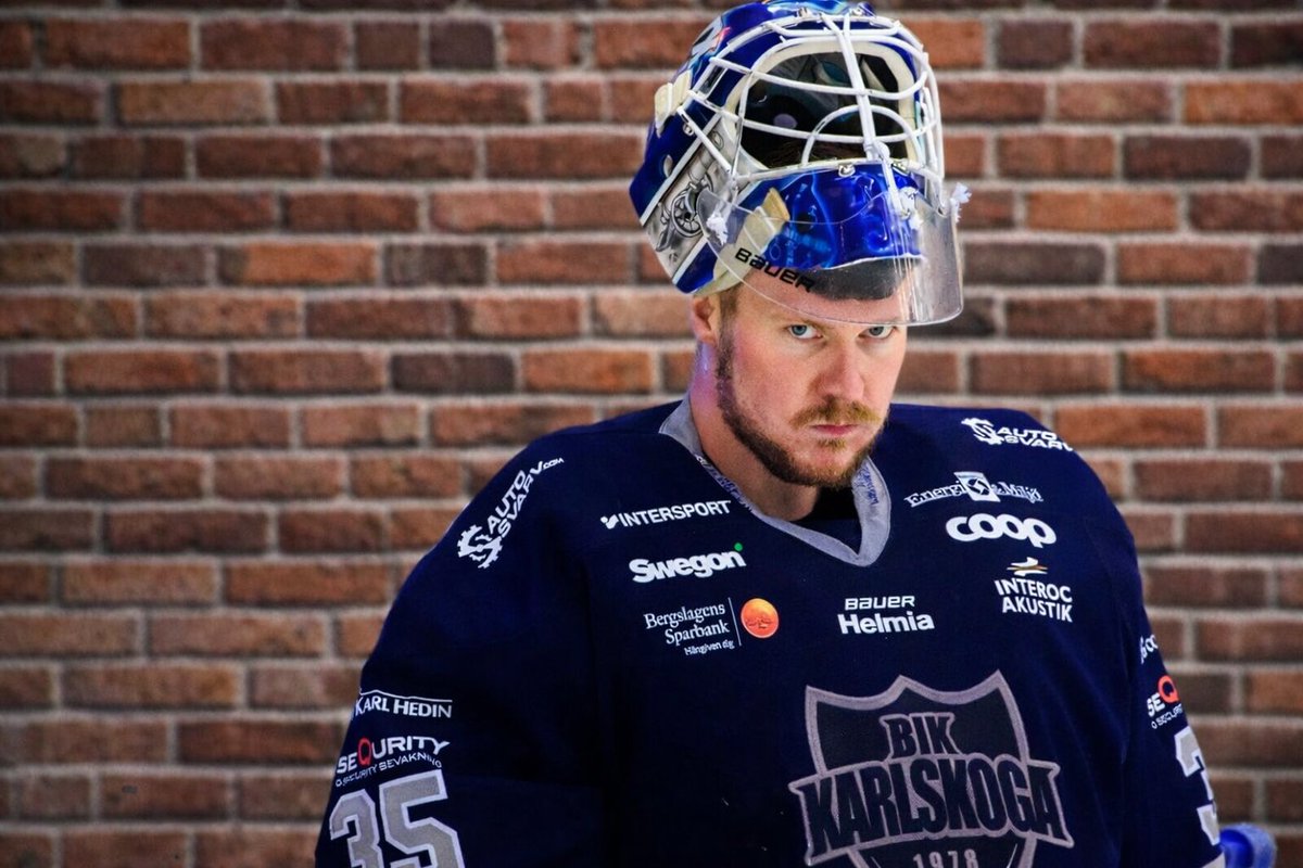 Miss Interference tweet media