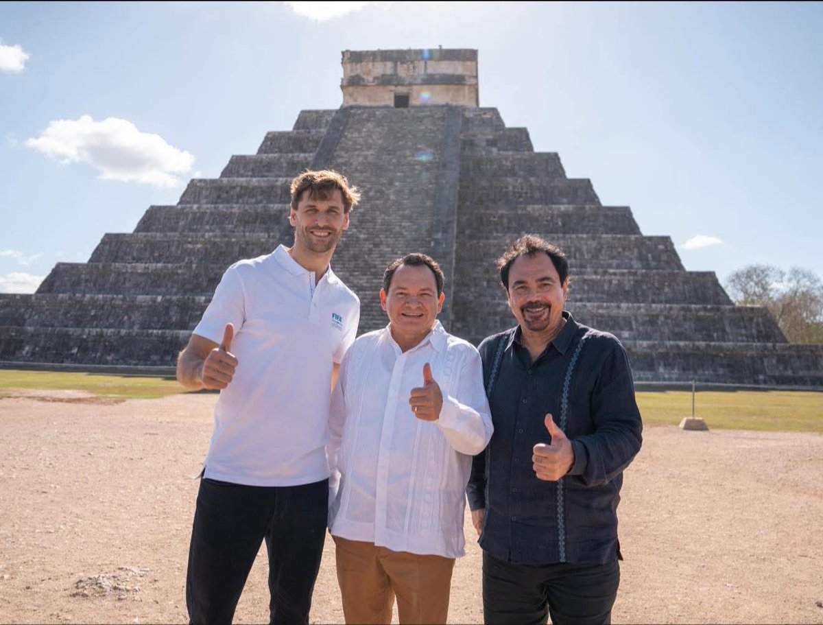 huachodiazmena's tweet photo. Yucatán recibe, en el corazón del mundo maya, uno de los grandes símbolos del deporte global, una postal histórica que dará la vuelta al mundo. 

2/2 https://t.co/FYmZgh92rJ