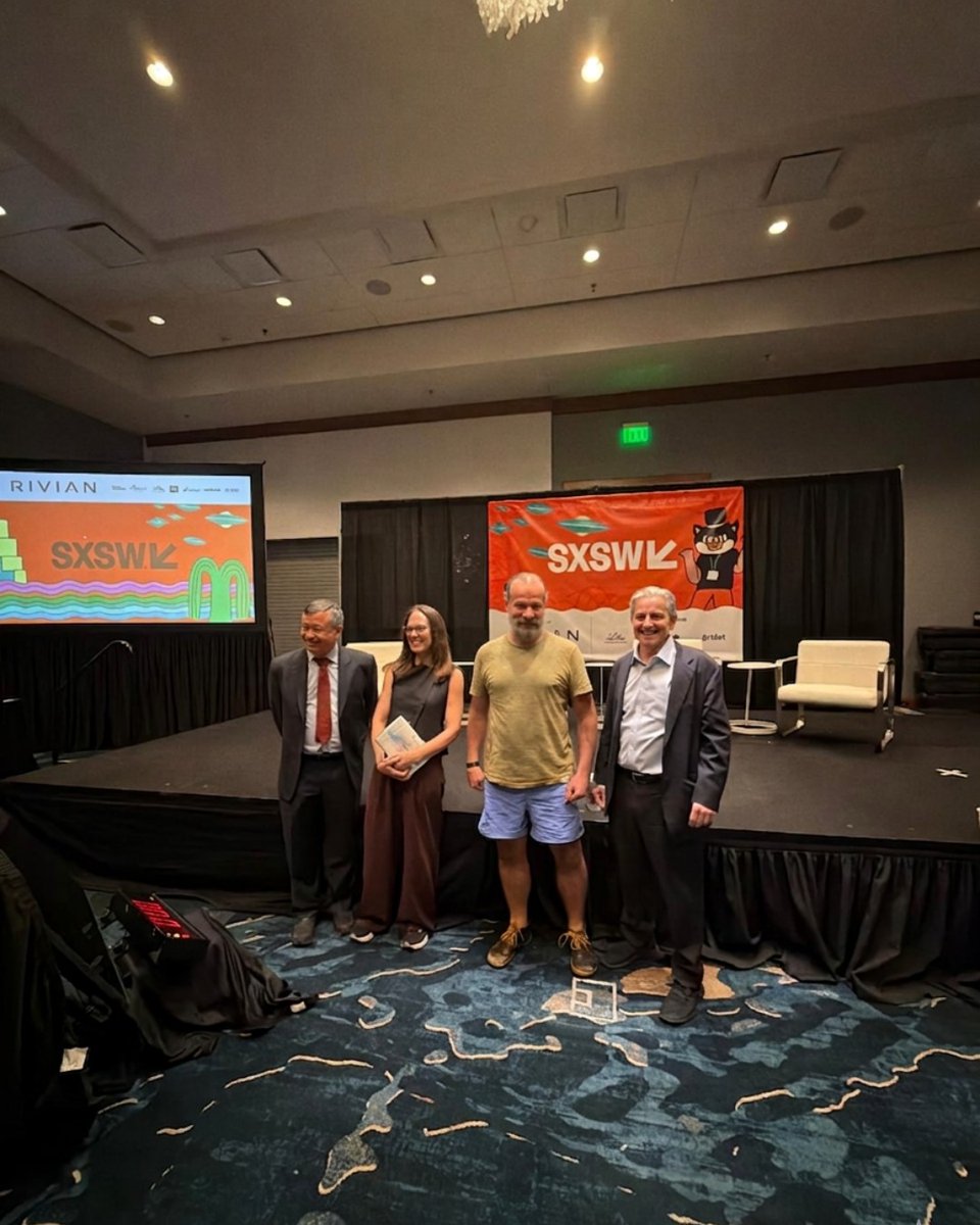 Iceman_Hof's tweet image. After 19 years, I am meeting up with Dr. Kevin Tracey. 

He and I, at his institute, showed for the first time how to suppress cytokines (the inflammatory markers in the blood) through breathing and belief. This was back in 2007.

That was the starting point of a totally new