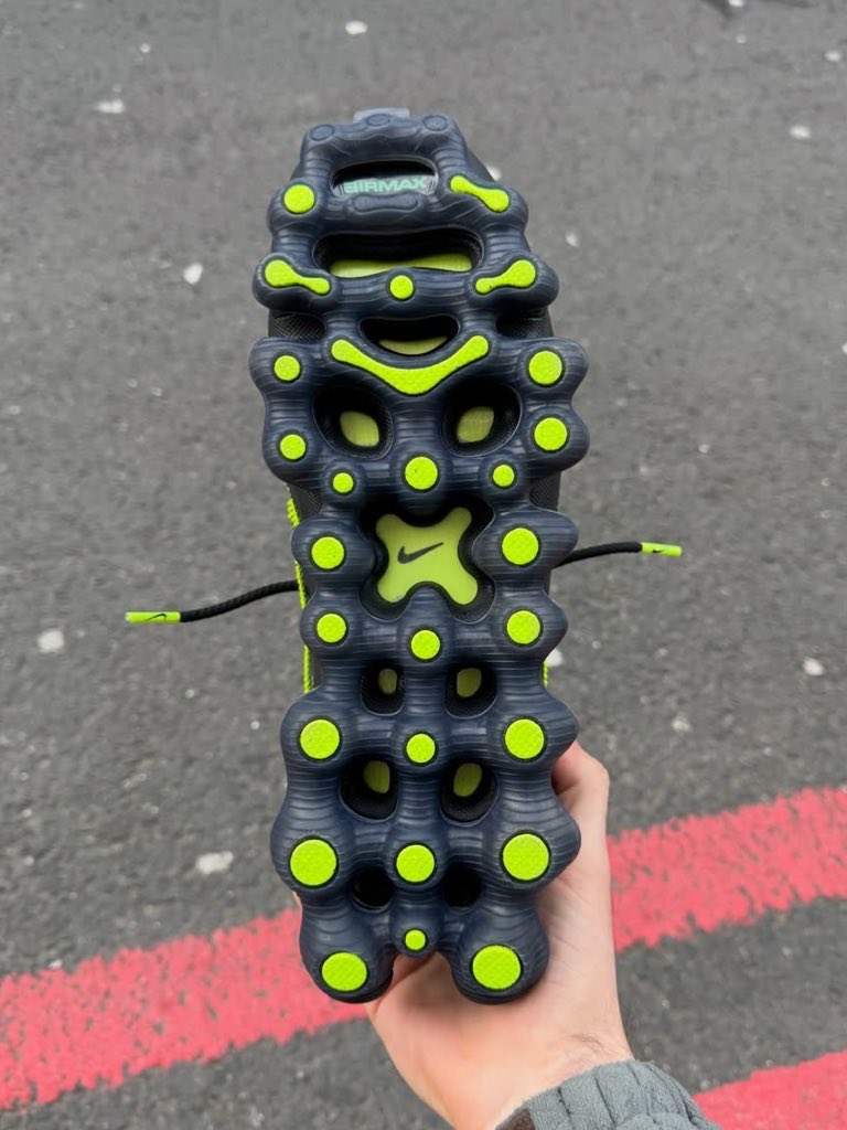 Ovrnundr tweet media