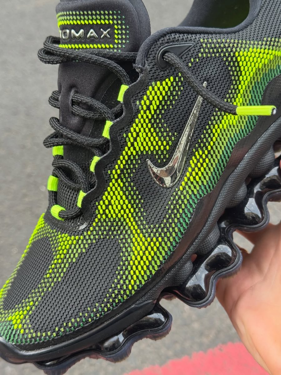 Ovrnundr tweet media