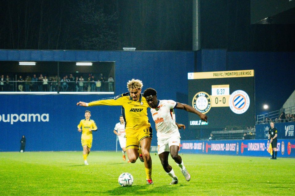 System Foot tweet media