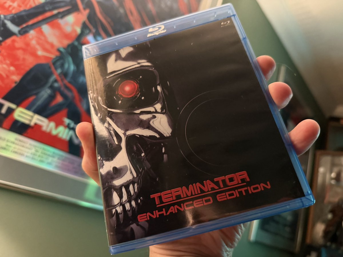 4K ᑕOᒪᒪEᑕTIᐯE tweet media