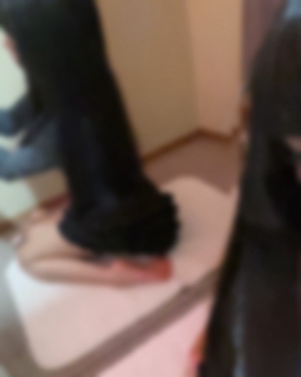 tinylurking tweet media