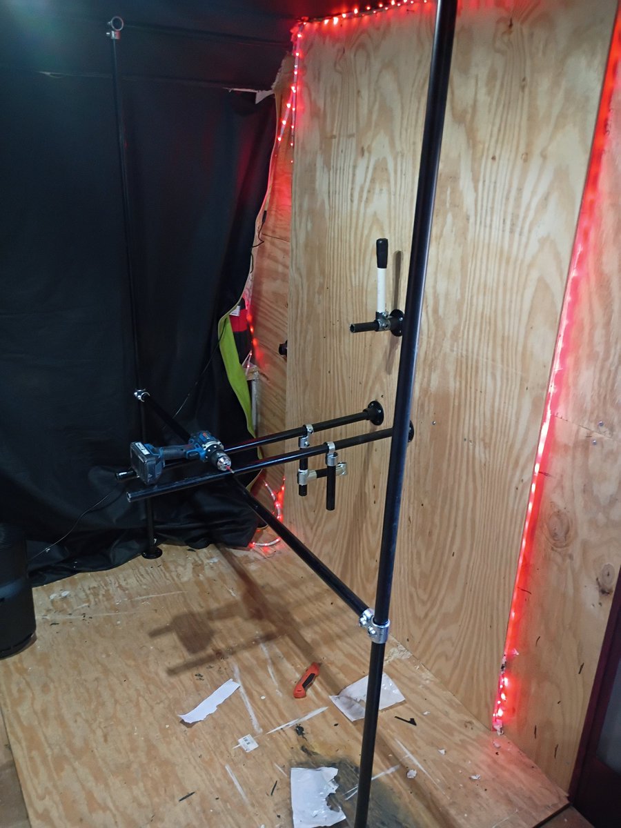 HouseMoco tweet media