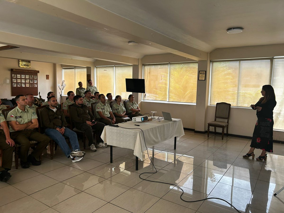 Carabineros Derechos Humanos y Prot. de la Familia tweet media