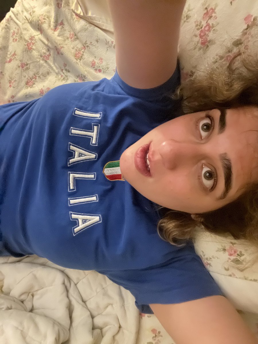 Pixel Queen tweet media