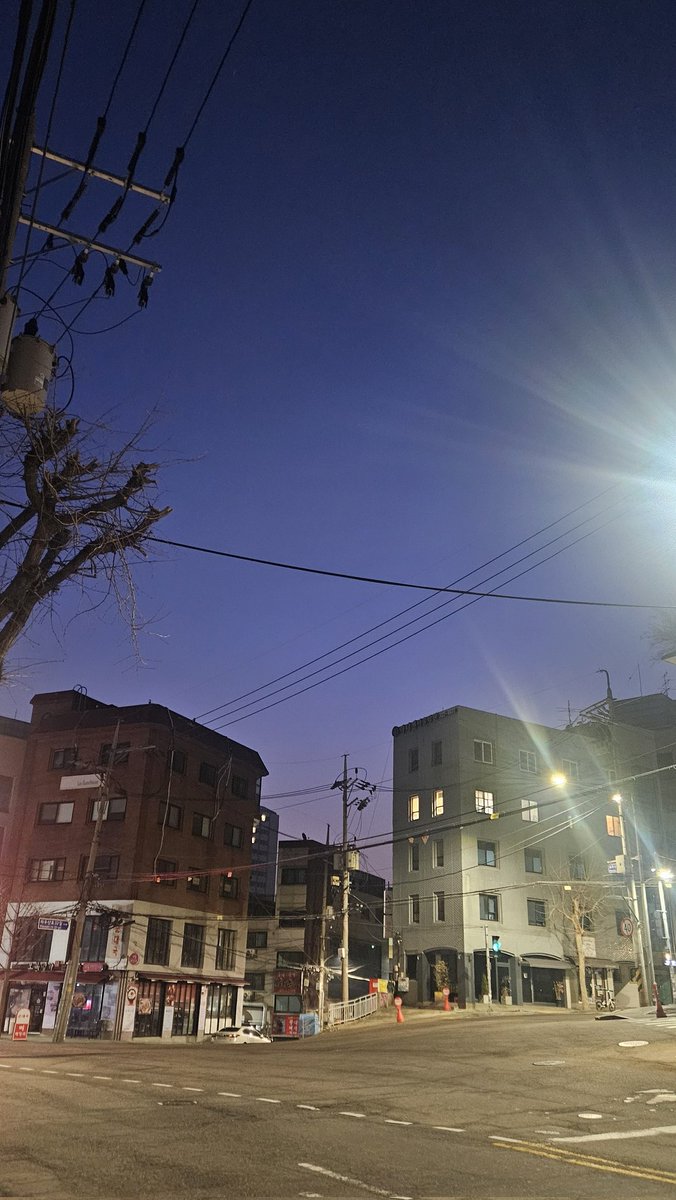 br5oc's tweet photo. 각할모하고, 닭 푸지게 뜯고, 산듀오빠보고, 삼겹살뜯으며 첫차기다림 https://t.co/Ia6m2EU5At