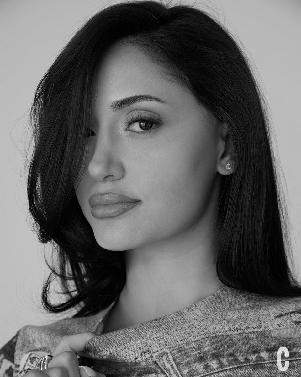 Cosmopolitan tweet media