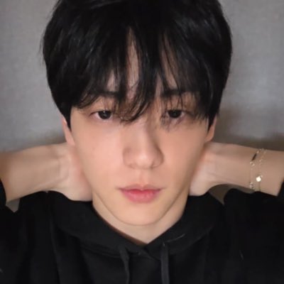 7th year: sarah ★ tweet media