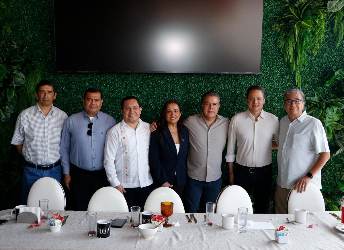 Paco Chacón tweet media