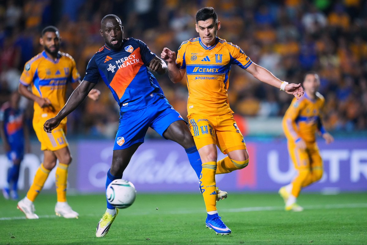 Jesus Angulo tweet media