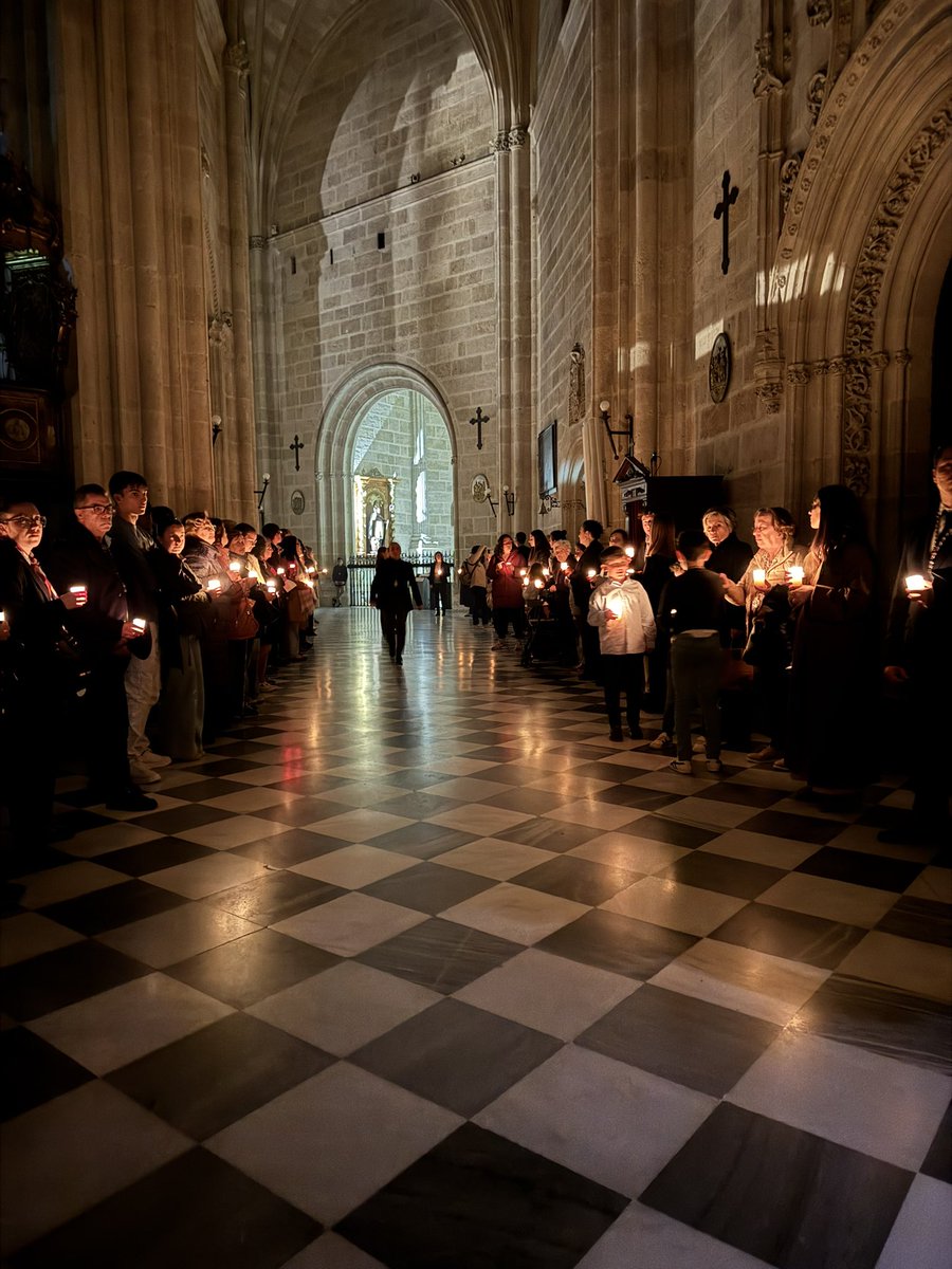 Cofradía de Estudiantes tweet media