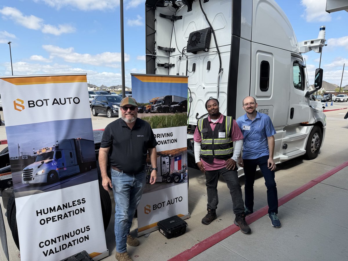 Bot Auto tweet media