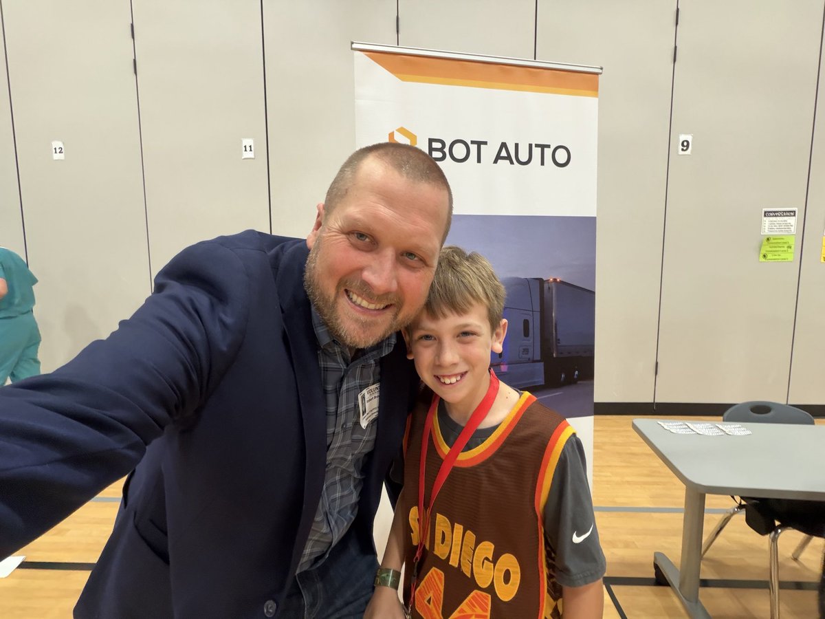 Bot Auto tweet media