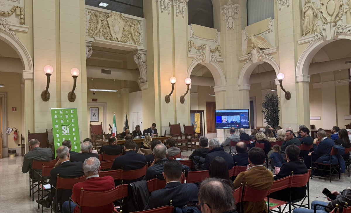 w_rizzetto's tweet photo. Dopo la chiusura della campagna referendaria per il #SI a Udine, adesso tocca a tutti noi.

Buon voto! 

#SIriforma: il Giudice, stavolta, sei tu. https://t.co/5FnCoeBDJz