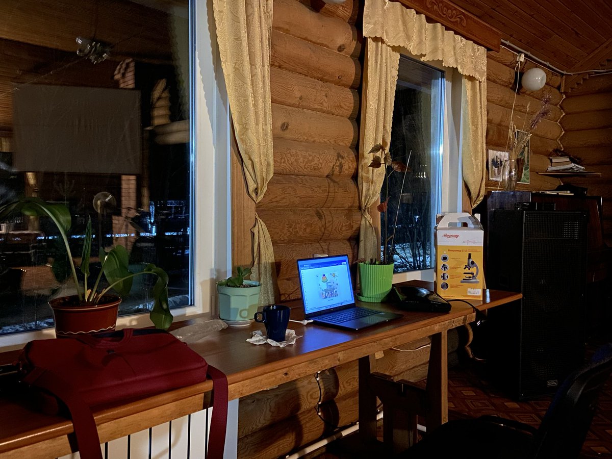 b2b_today's tweet photo. Любимые Надвоицы. https://t.co/nhnvbELlqL