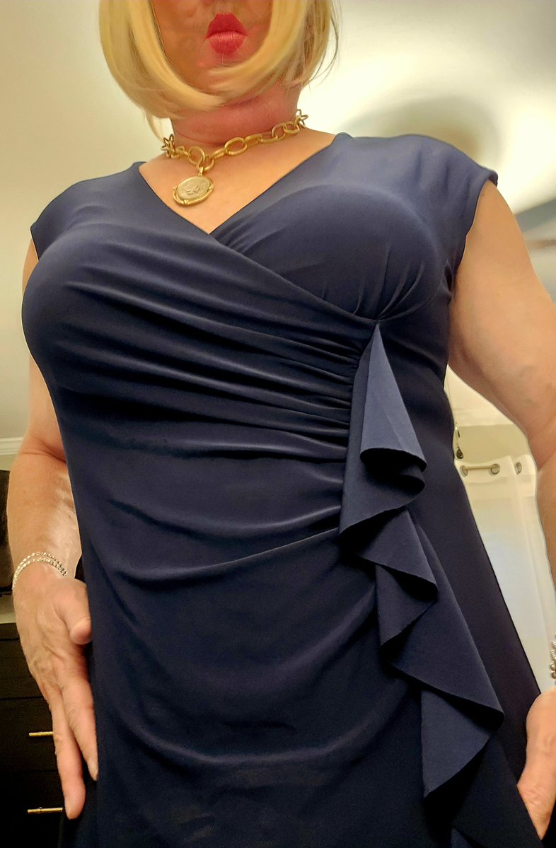 Linzee In Heels tweet media