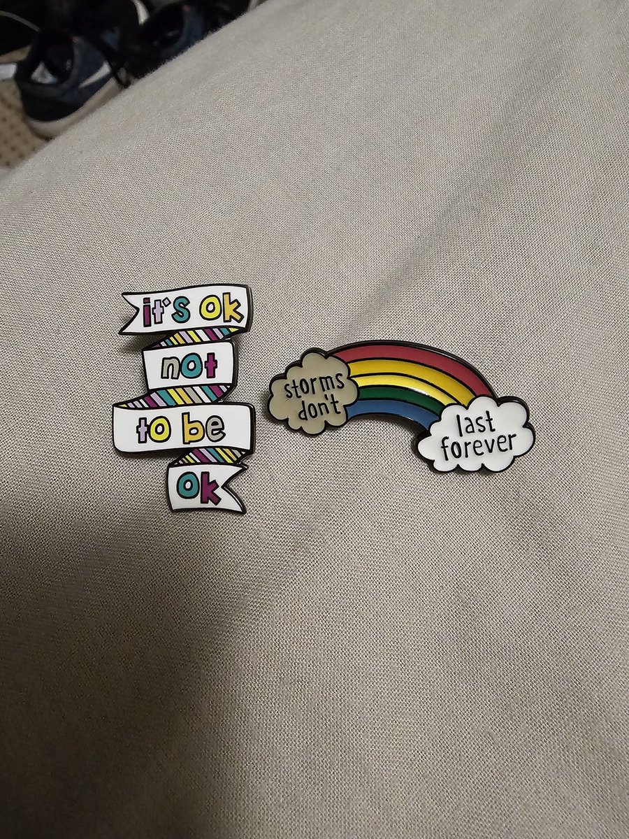 Miss Chanandler Bong tweet media