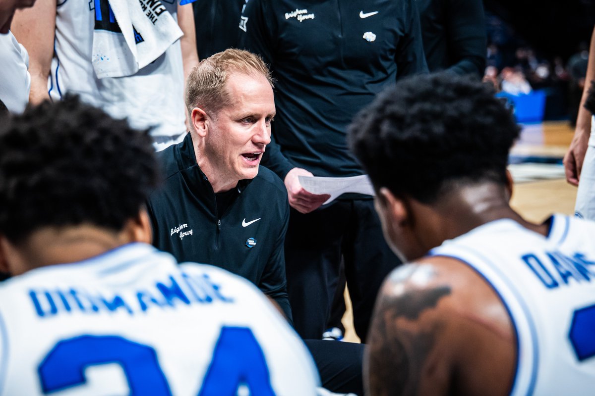 BYU Uniform Tracker tweet media