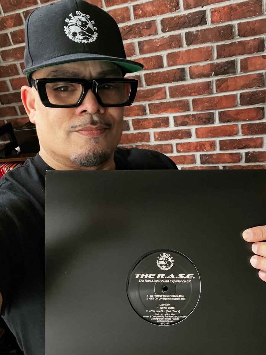 Strobe Records tweet media