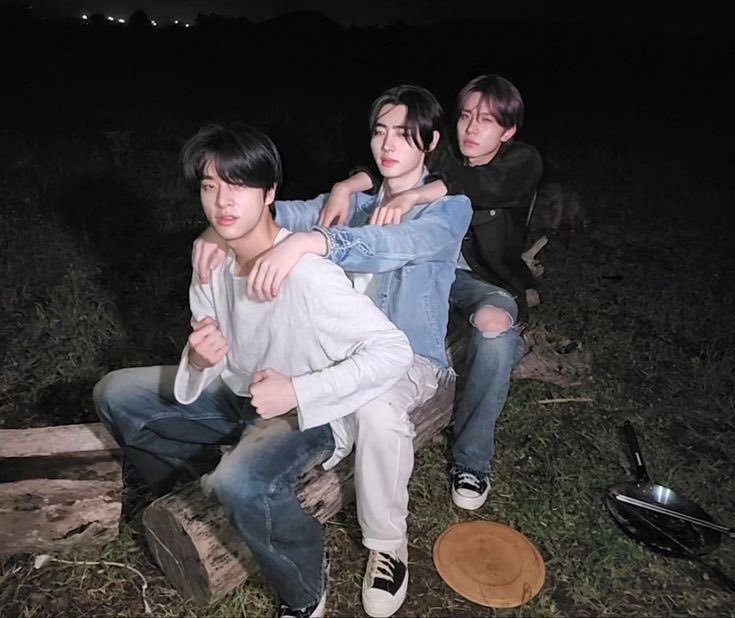 bera ENHYPEN IS 7 tweet media