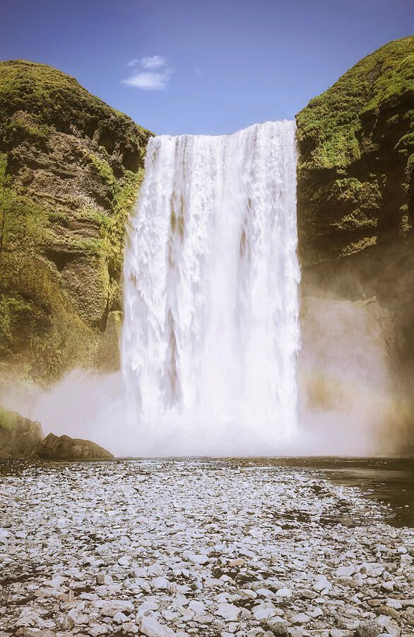 joancarroll's tweet image. Skogafoss Iceland Waterfall 3! buff.ly/WhKn8eS #skogafoss #waterfall #iceland #rainbow #mist #cliff #landscape #rocks #rocky #powerful #river #buyart #wallart #artforsale #artstore #travel #travelphotography #BuyIntoArt #AYearForArt #wallartforsale #giftideas @joancarroll