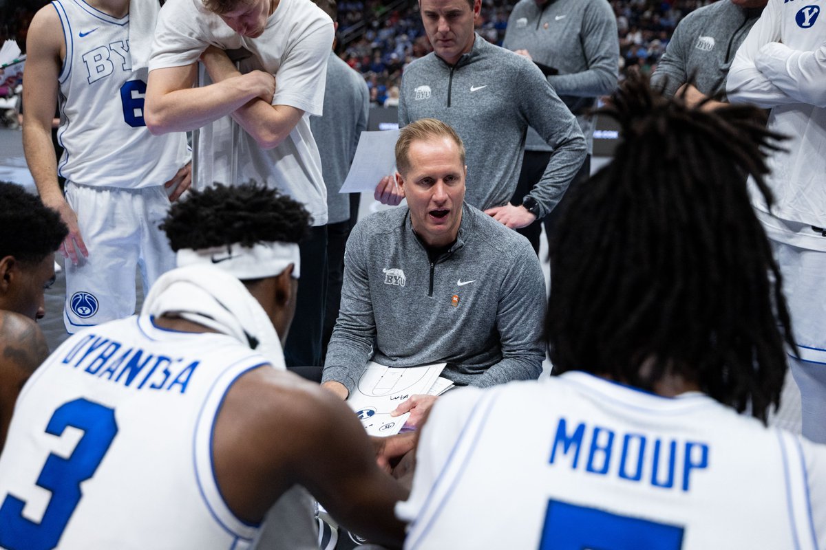 BYU Uniform Tracker tweet media