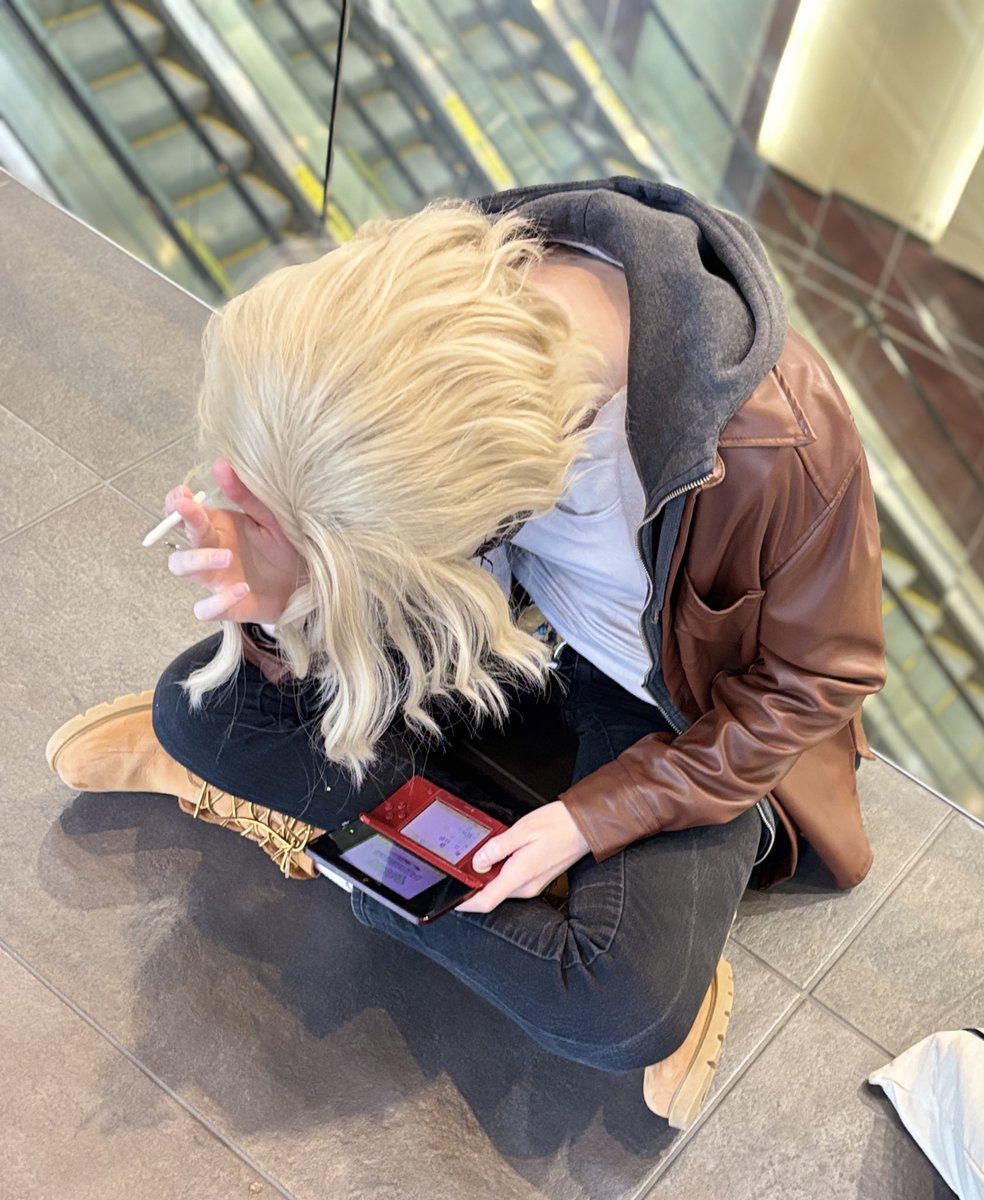 ☆ weiss ⁹⁹ tweet media