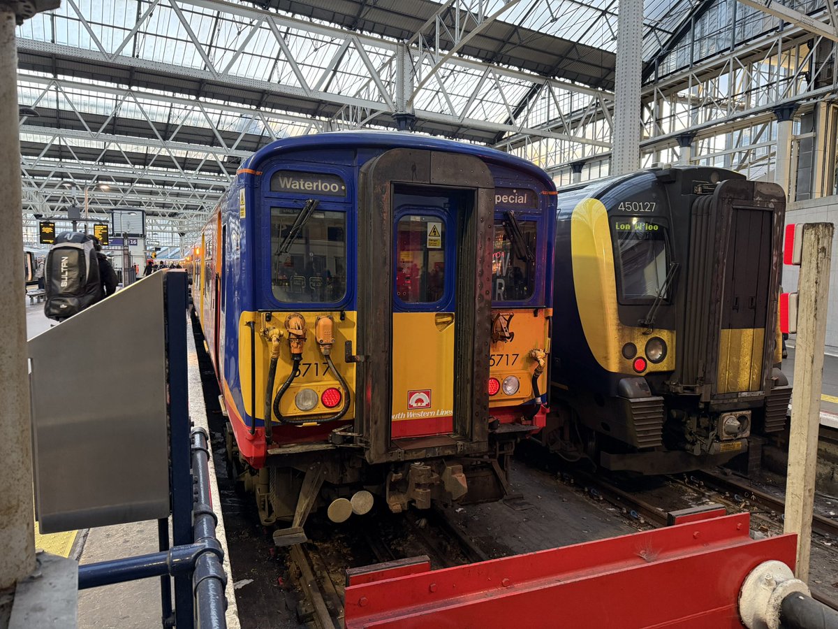 423417_GordonPettitt tweet media