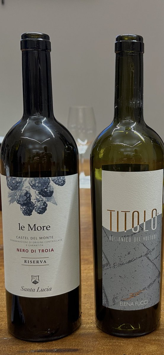 Mikyca ⚽ 🚔📱♑️🚶‍♂️ ⚖️l🦅 tweet media