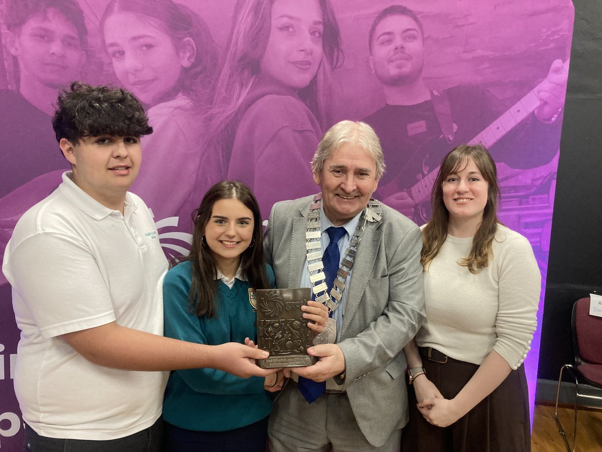 Coláiste na Coiribe tweet media