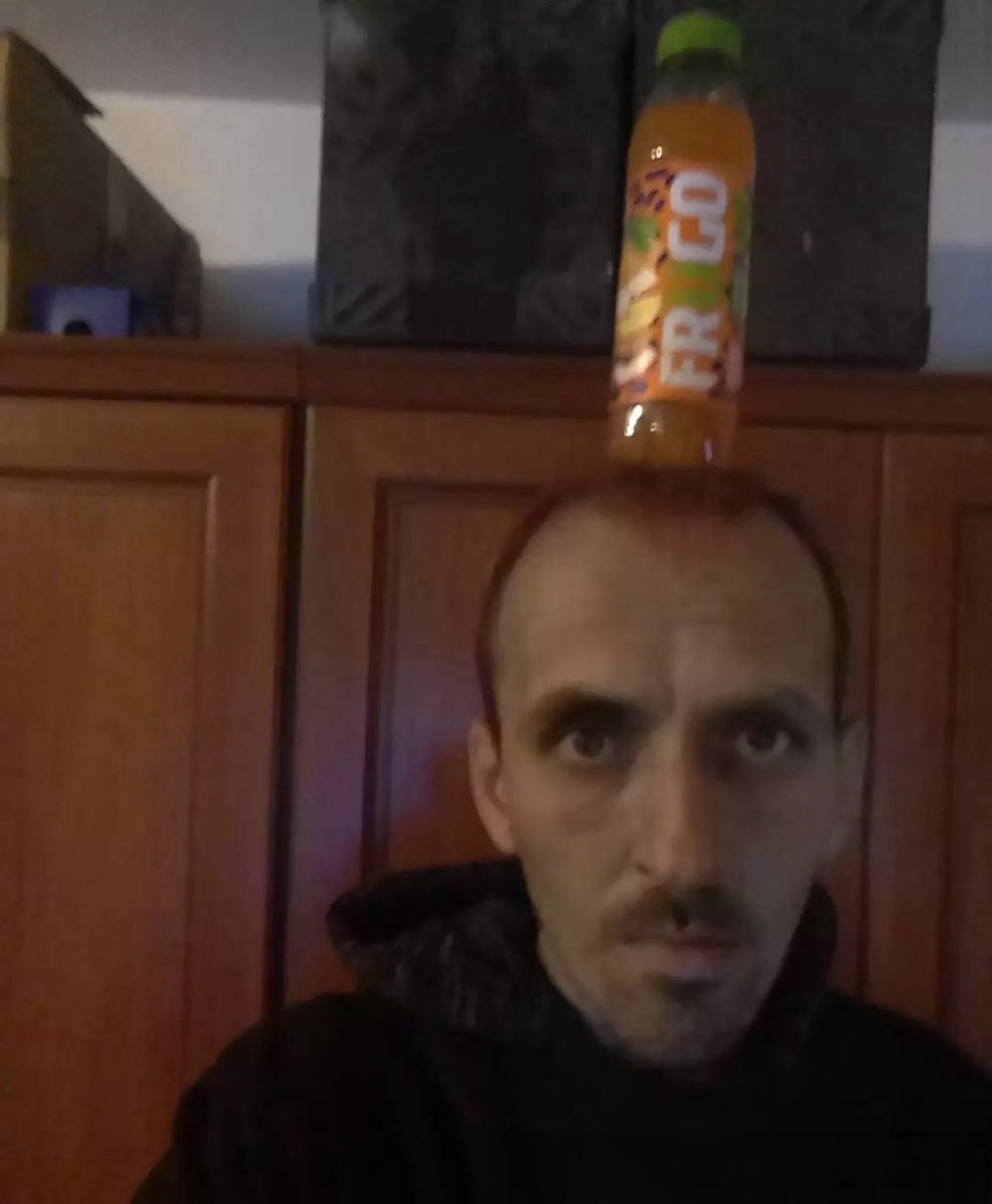 mikkelele tweet media